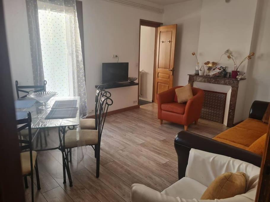 Grand Appart - Avec Terrasse Реймс Екстериор снимка